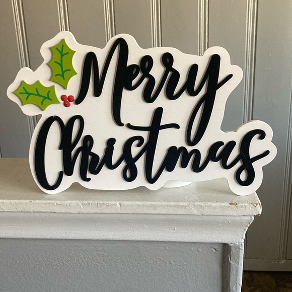 NWT- 15x17- White & Black Merry Christmas Wooden Decor Sign with beaded hanger - Picture 4 of 17